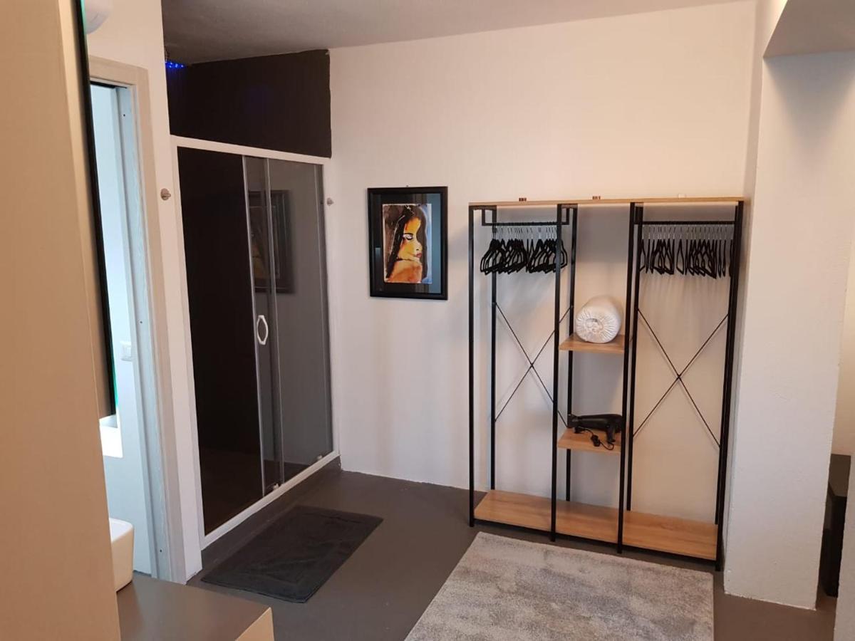 B&B Unique Art Санта Тереза Галура Екстериор снимка